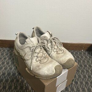 ECCO Men's Biom Aex Water-Resistant Sneaker